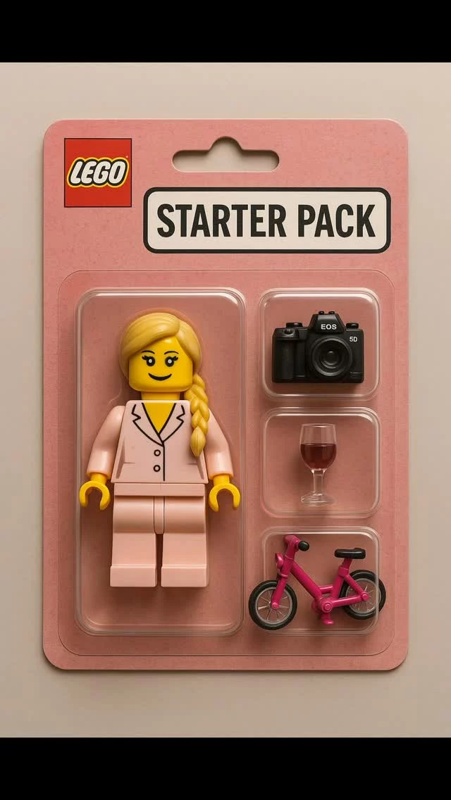STARTER PACK semaine vs weekend
Work hard / Play hard.

Depuis quelques années, j’ai choisi de me représenter en LEGO.
Un petit clin d'œil à l’ego des réseaux sociaux, toujours prompt à gonfler dès qu'on appuie sur “publier”.
Et une façon aussi de dire : on peut être sérieux sans se prendre au sérieux.
On peut avoir une vision, une expertise, une rigueur… tout en gardant un cœur et un regard d'enfant.

Alors voici mes deux starter packs, ceux qui illustrent ma vie, polymorphe, joyeuse, engagée.

Le premier, en semaine.
Telle que l'on me croise dans les allées de Wine Paris ou dans les écoles de commerce.
Tailleur rose pâle, sourire en bandoulière, Canon EOS en main pour capturer les pépites, un verre de vin pas loin pour les déguster. Et mon fidèle vélo pliant Brompton rose : pro et écolo !
C’est ma facette consultante de terrain, formatrice, animatrice de conférences, agrelle fille de vigneron et du vignoble qui adore autant parler de segmentation clients que de storytelling ou de montée en gamme.

Et puis, il y a l’autre starter pack.
Celui du weekend, celui qu’on voit au Marathon du Médoc, du Beaujolais, de la côte chalonnaise, d'Alsace.... bref tous les marathons des vignobles, toujours déguisée, toujours ma GoPro au poignet, parfois un verre à déguster... Parce que courir 21 ou 42 km au milieu des vignes, c’est aussi une autre forme de discipline… et une sacrée dose de fun.

Je suis Marion, consultante, communicante, prof, marathonienne, maman… et collection LEGO à moi toute seule.

Et j’adorerais voir les starter packs des vignerons de France et d’ailleurs.
Ceux qui, eux aussi, jonglent entre boots boueuses et beaux flacons, entre taille de la vigne et rendez-vous cavistes, entre stress des vendanges et plaisir du partage.

Parce que oui, ce monde a besoin de sérieux. Mais il a encore plus besoin de légèreté, d’imaginaire et d’humanité.
Et qu’en vérité, on est tous un peu des jouets… prêts à embarquer pour de nouvelles aventures.

#StarterPack
#consultante
#vin